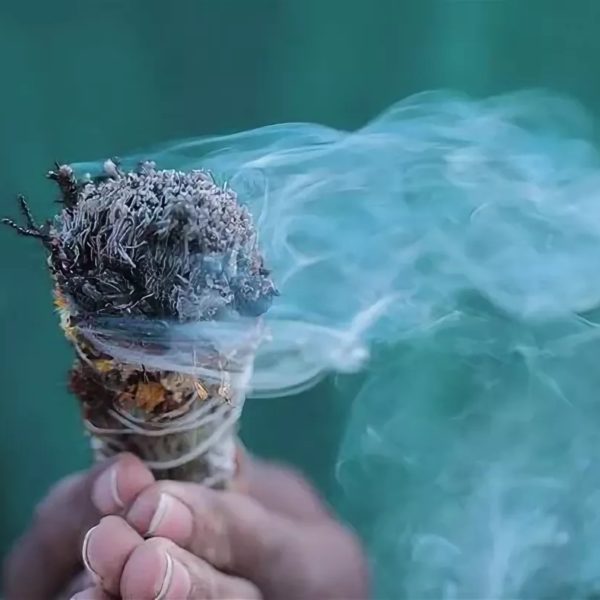 Как окуривать квартиру полынью?